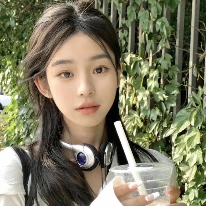 白雪公主和七个小矮人在线观看